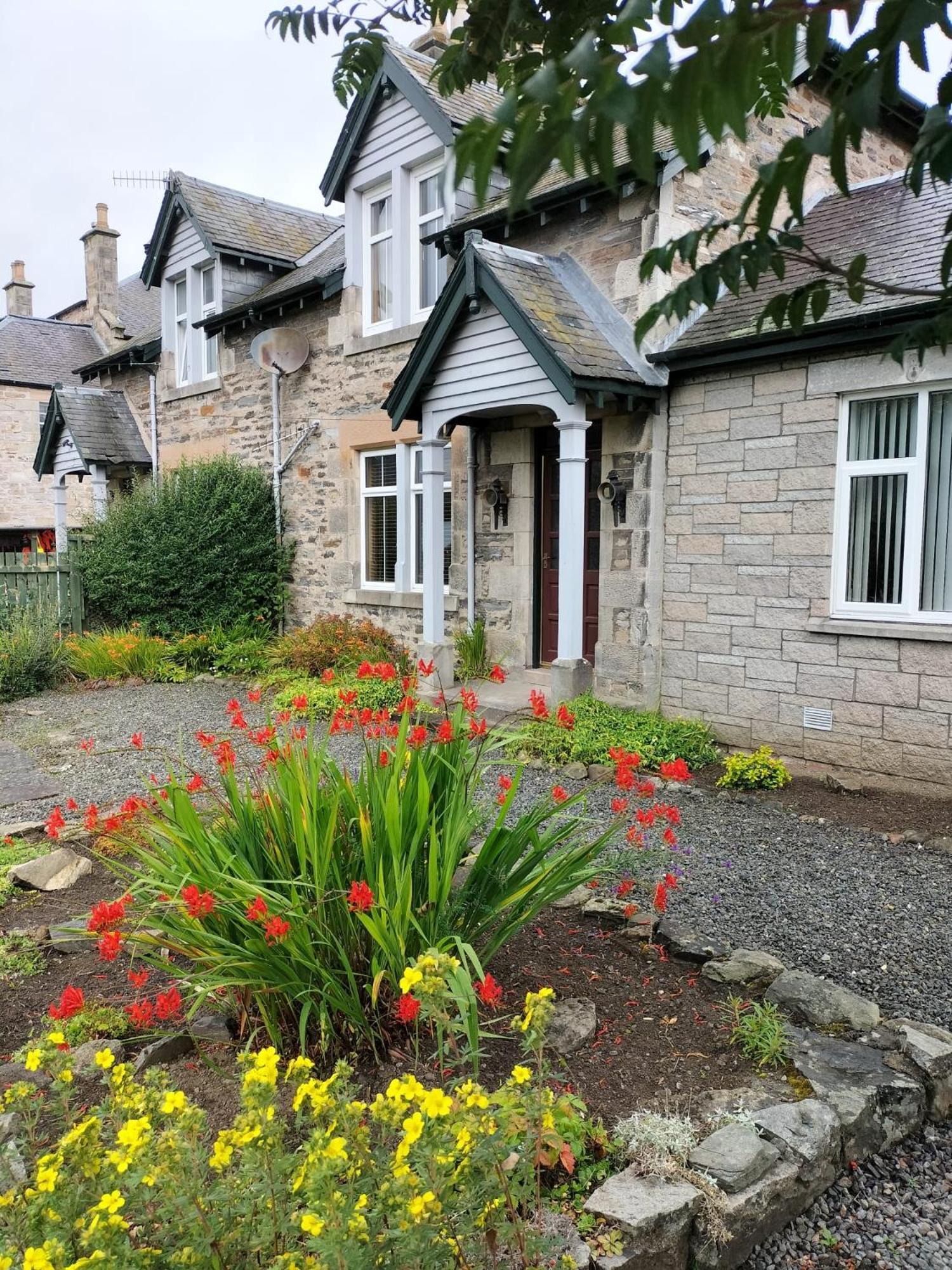Esk Cottage Pitlochry Esterno foto